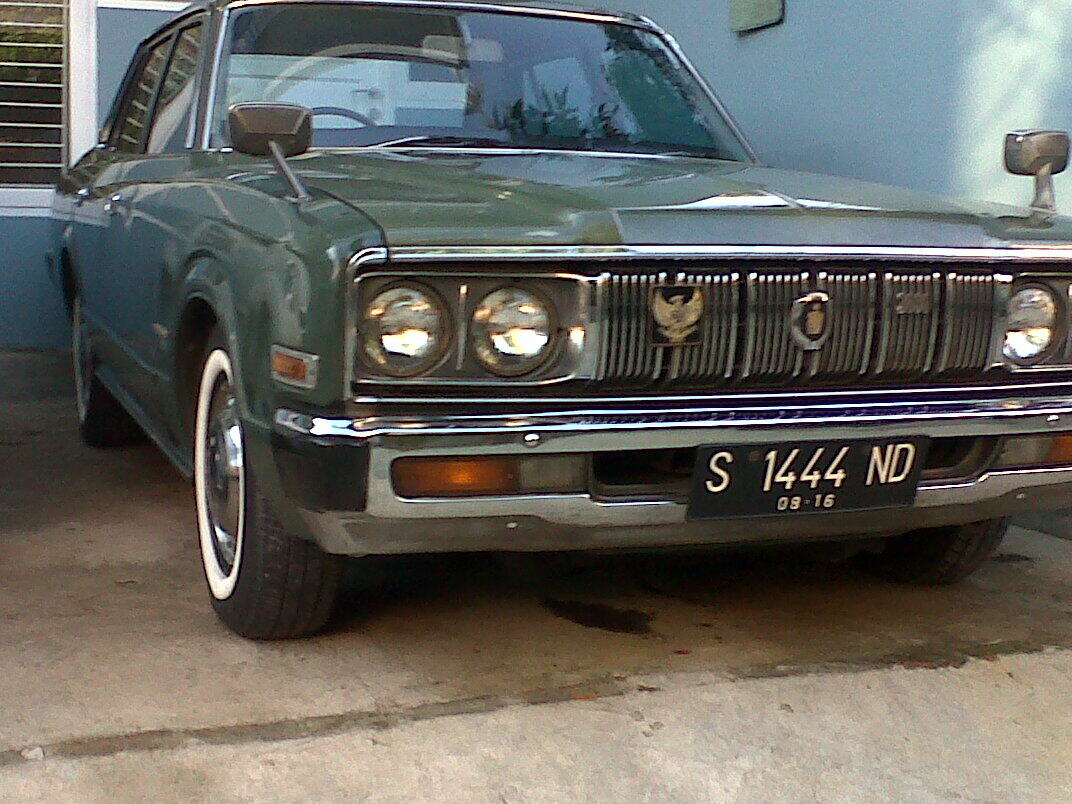 Toyota crown 1975