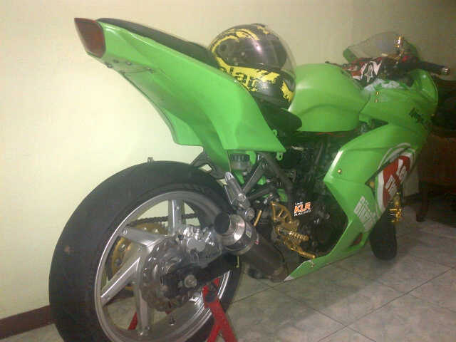WTS : NINJA 250 2009 FULL MODIF KERENN!!!