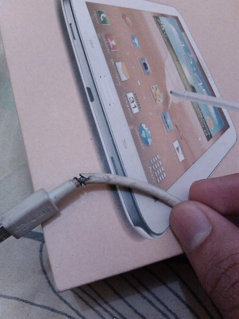 Garage Sale Samsung Galaxy Note 8 N5100 Mulus Garansi (Sudirman or Depok)