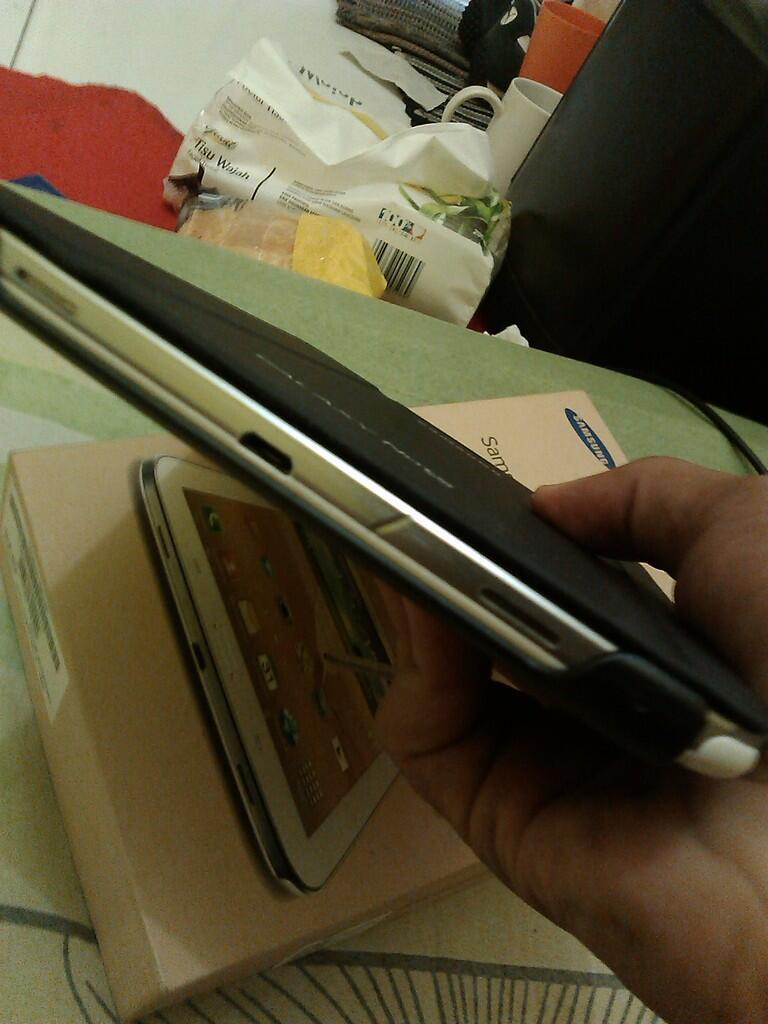 Garage Sale Samsung Galaxy Note 8 N5100 Mulus Garansi (Sudirman or Depok)