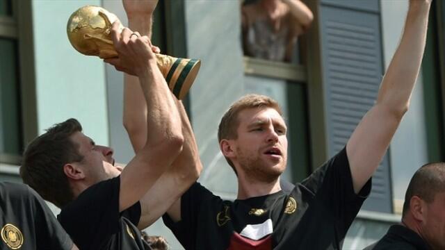 (PICT) Parade Penyambutan Sang Juara Piala Dunia Saat Pulang Ke Negaranya