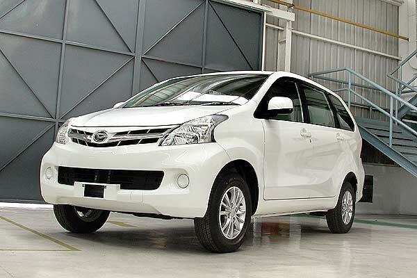 Rental Mobil Xenia | DhieBash RentCar