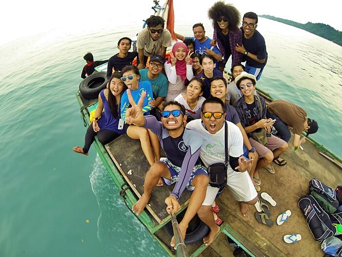 &#91; Ajakan &#93; 17 Agustus di Teluk Kiluan. Nikmati indahnya Indonesia !!