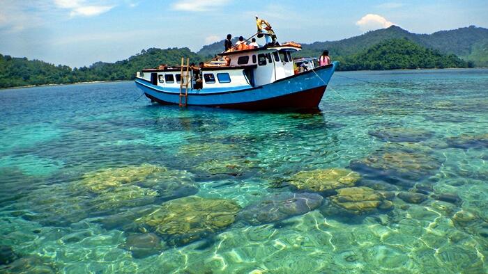 &#91; Ajakan &#93; 17 Agustus di Teluk Kiluan. Nikmati indahnya Indonesia !!