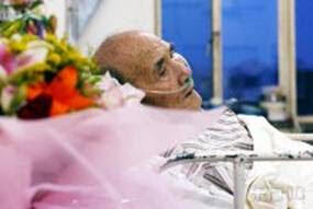 Bai Fang Li, Tukang Becak Yang Baik Hati