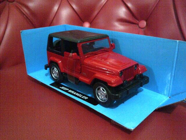 Jual Berbagai Macam Diecast / Miniatur Mobil, Truck, Bus, Berbagai Macam Model, Merk