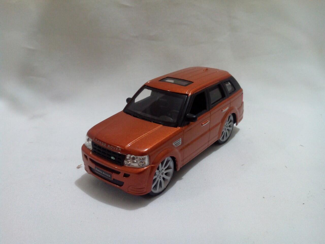 Jual Berbagai Macam Diecast / Miniatur Mobil, Truck, Bus, Berbagai Macam Model, Merk