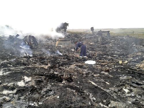 Innalillah! Pesawat Malaysia Airlines Ditembak Pemberontak Ukraina, 295 Orang Tewas