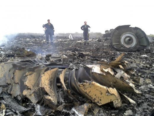 4 Penampakan Puing MH17 yang Jatuh Ditembak Roket di Ukraina