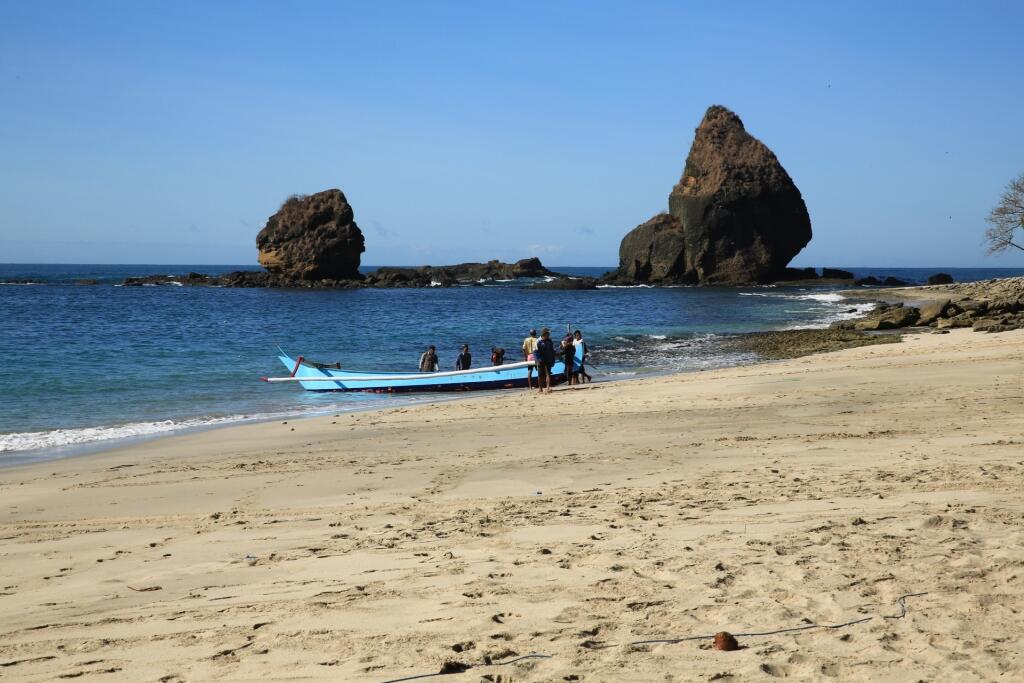 Papuma, Setitik Cahaya dari Jember