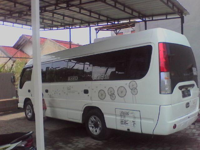 Sewa Mobil Surabaya Cv.Permata Indah Trans Surabaya