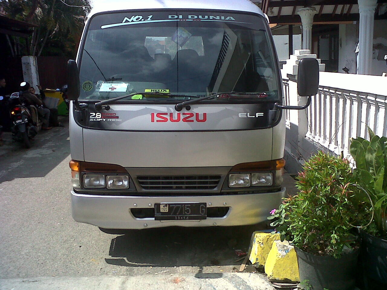 Sewa Mobil Surabaya Cv.Permata Indah Trans Surabaya