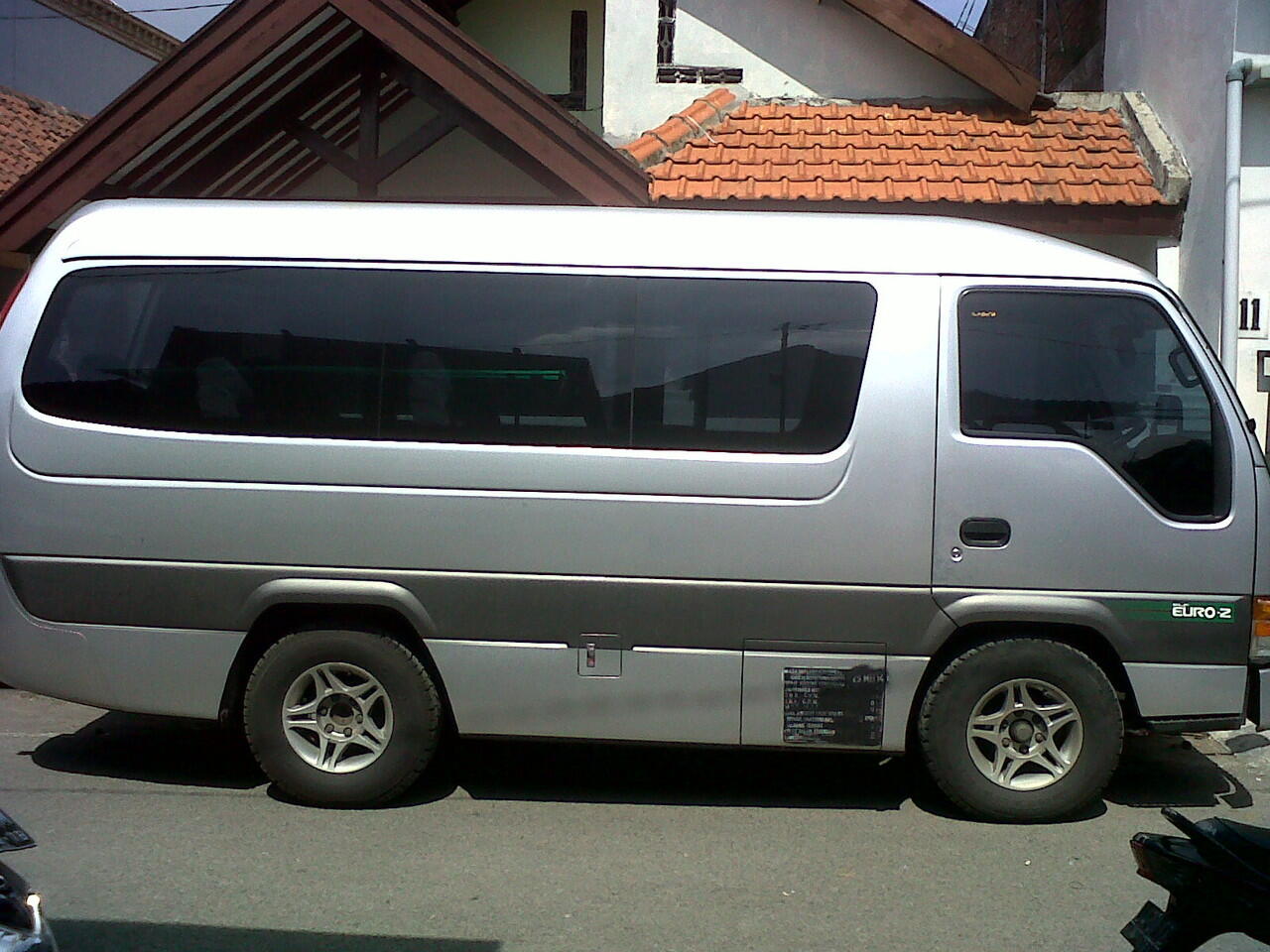 Sewa Mobil Surabaya Cv.Permata Indah Trans Surabaya