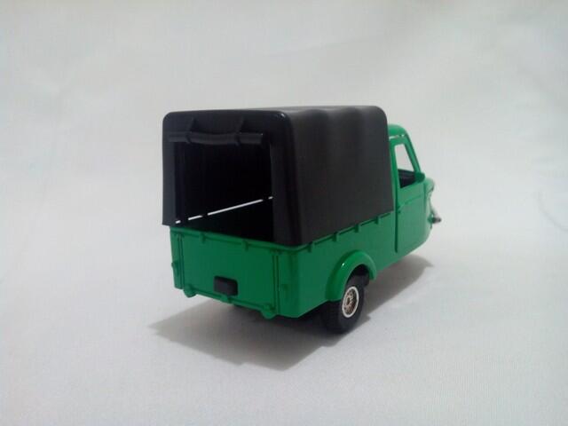 Jual Berbagai Macam Diecast / Miniatur Mobil, Truck, Bus, Berbagai Macam Model, Merk