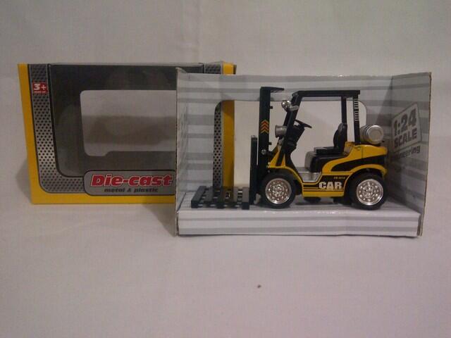 Jual Berbagai Macam Diecast / Miniatur Mobil, Truck, Bus, Berbagai Macam Model, Merk