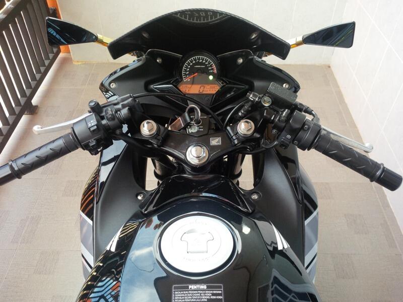 All New CBR 150R 2013 Black