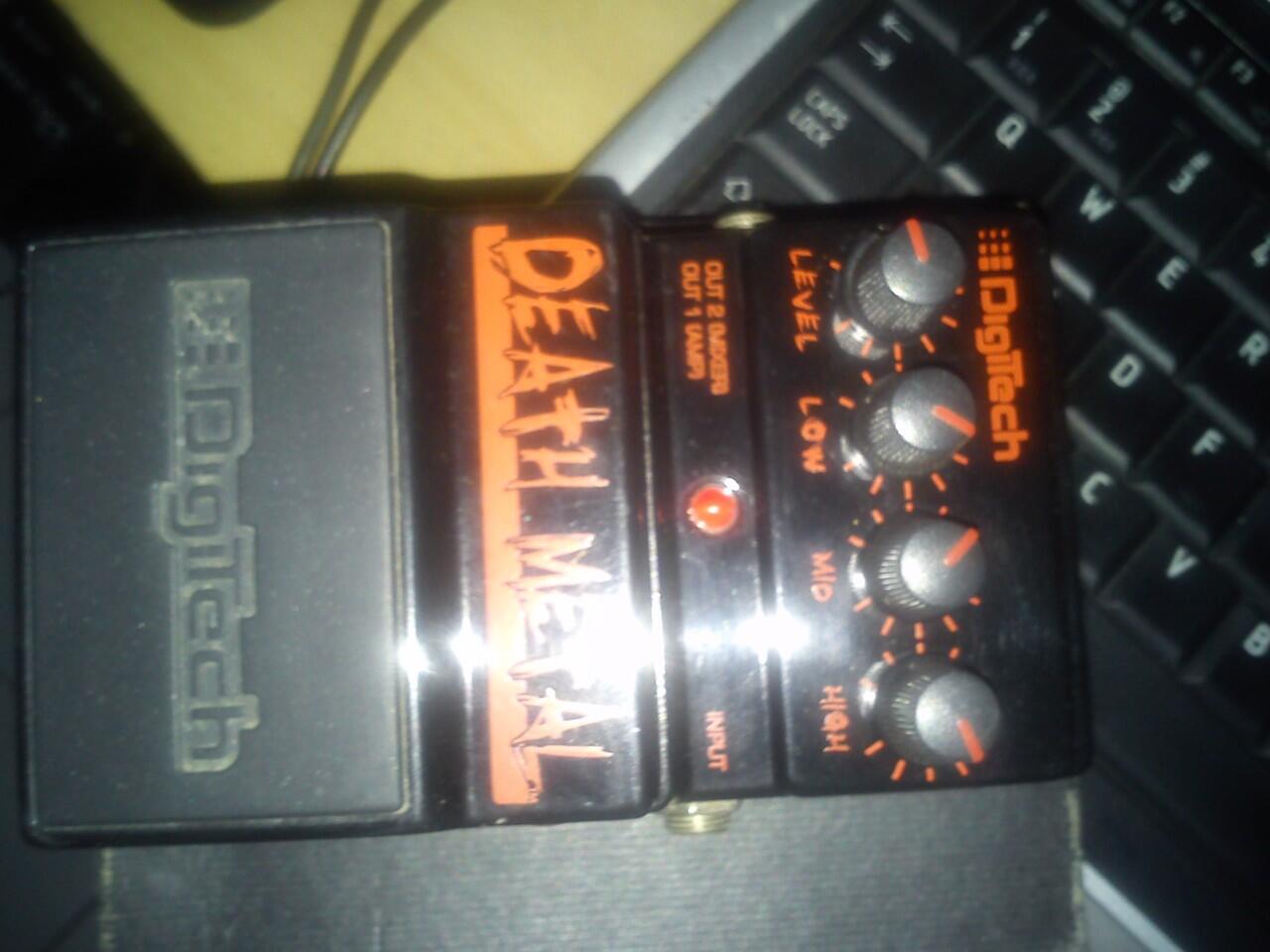 Sale!!! digitech death metal muluuus like new..