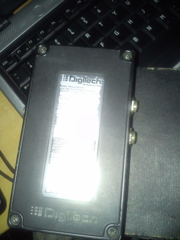Sale!!! digitech death metal muluuus like new..