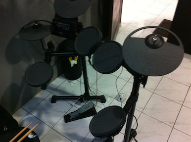 DIJUAL , YAMAHA DTX400
