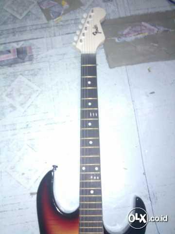 Gitar listrik untuk pemula