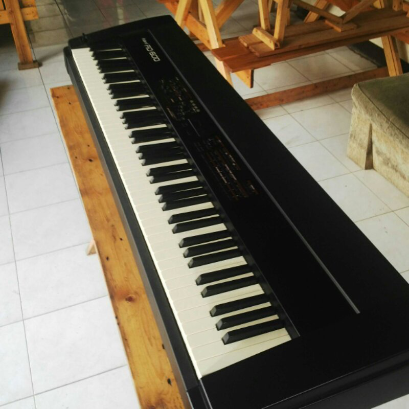 keyboard Roland RD600