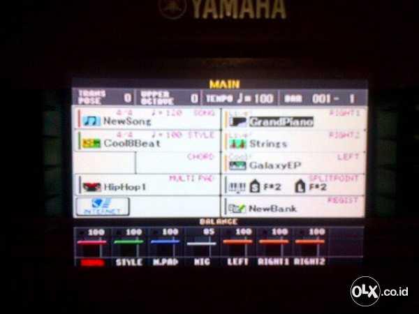 Keyboard Yamaha Psr 3000 Lcd Tv, muluss normal