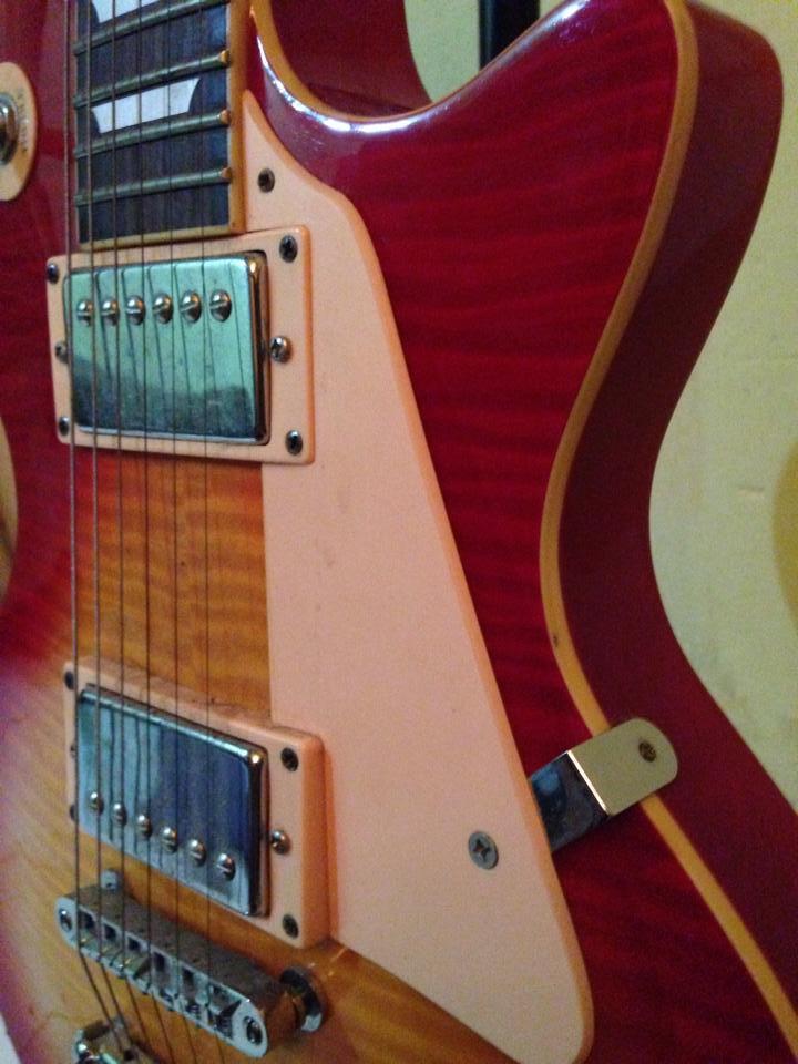 WTS Guitar electric/listrik Lespaul pabrikan murah terawat like new