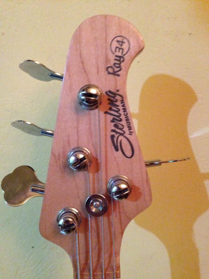 BASS STERLING by MUSICMAN Ray34 custom (aktif)