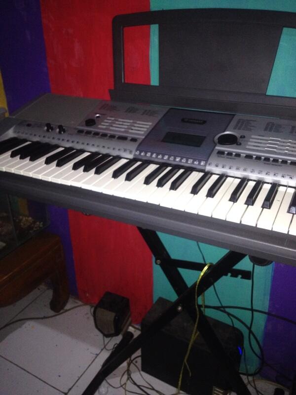 Keyboard yamaha PSR E-403