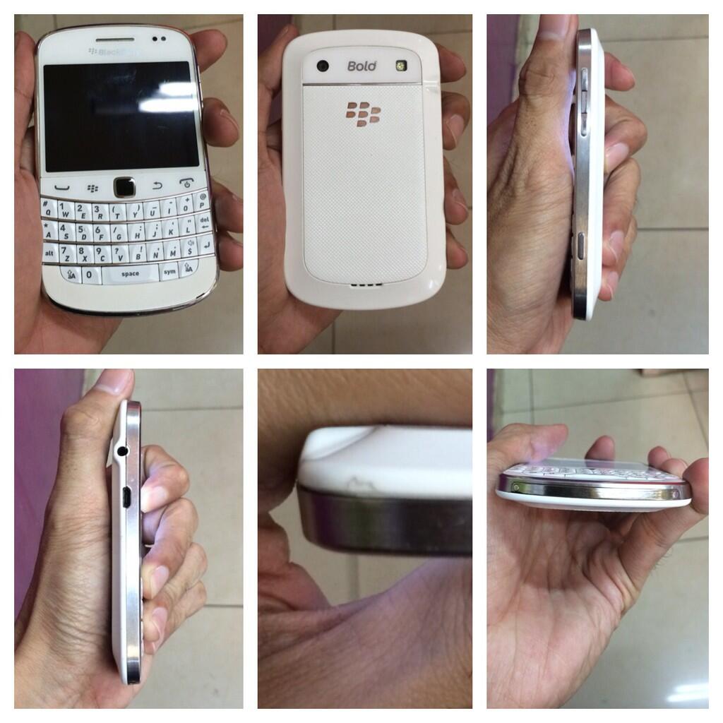 Jual blackberry dakota white bold 9900 masih garansi resmi SCM bandung