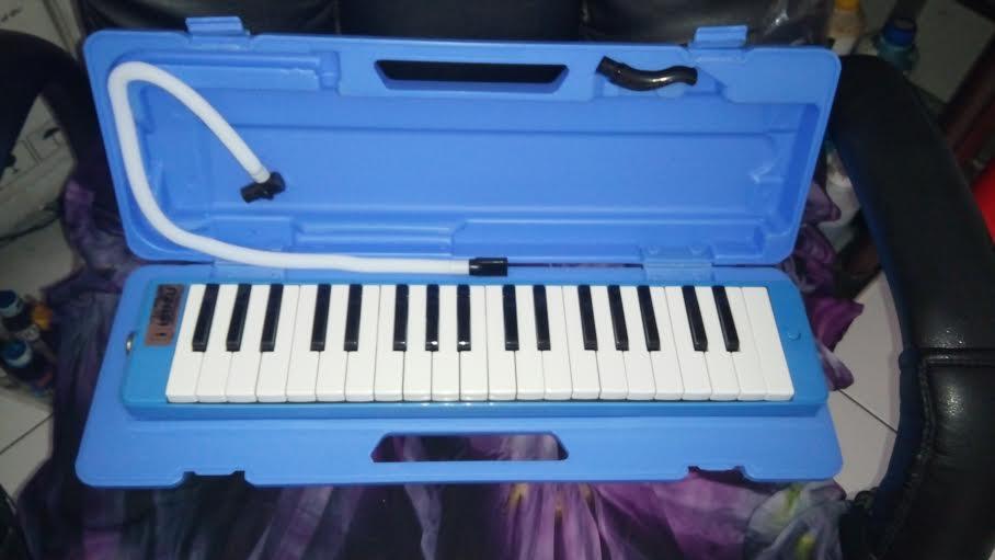 Pianika Isuzu FA37