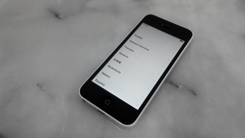 IPHONE 5C 16 gb WHITE PAKE SEBULAN