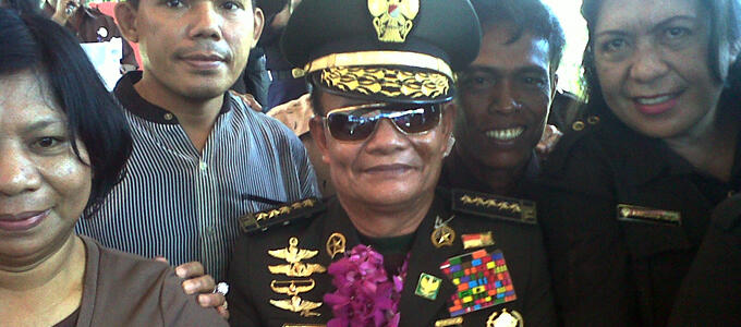 &#91;Bukan Capres Stress&#93; JENDRAL BINTANG LIMA GEMPARKAN WARGA WANGURER