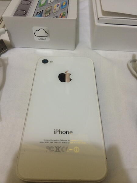 DIJUAL IPHONE 4S 32GB WHITE