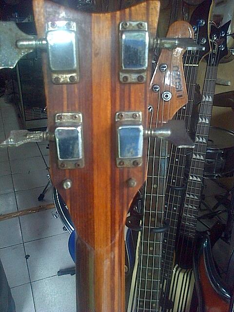 DHETONMUSIC SALE..BASS JAPAN JADOEL BERKUALITAS KAY SG DAN ISUZU STRATOCASTER