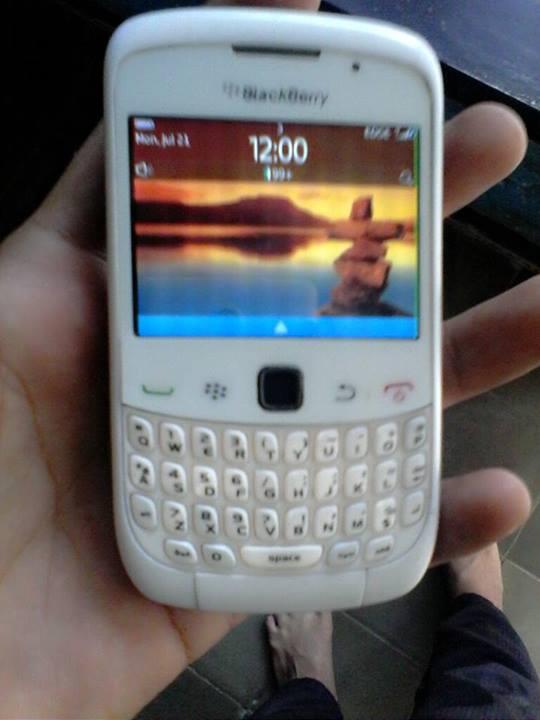 BB Kepler 9300 3g GSM