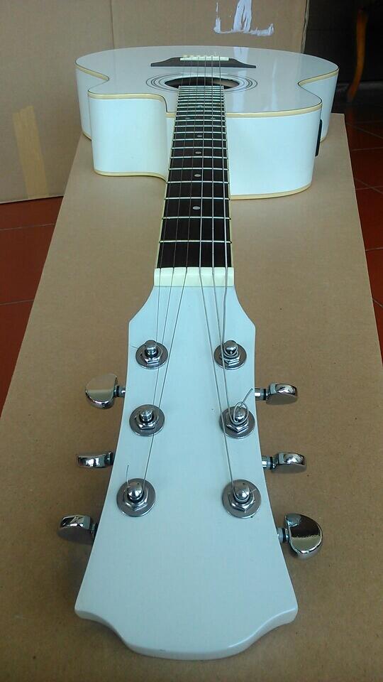 GITAR AKUSTIK ELEKTRIK SPRUCE PREAMP LCD TUNER BANDUNG