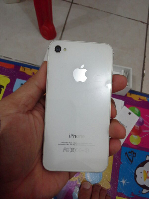 Jual cepet (BU) Iphone 4s