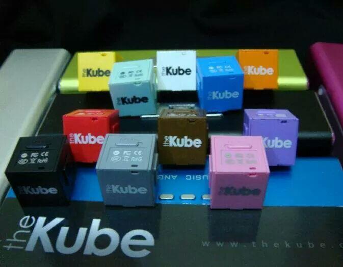 MP 3 PLAYER THE KUBE, HANYA SEUKURAN DADU TAPI SUARA BOLEH DI ADU