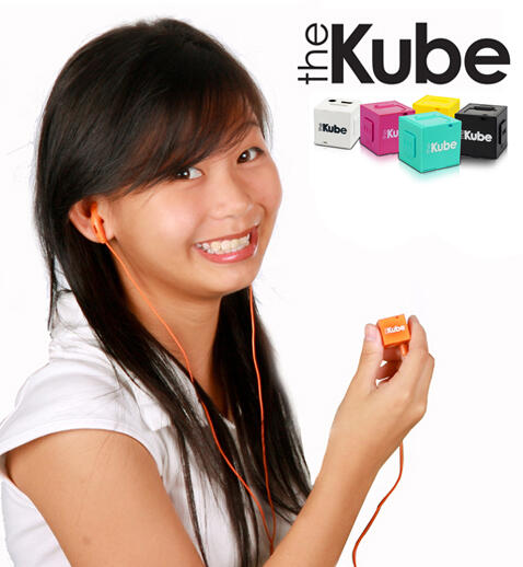 MP 3 PLAYER THE KUBE, HANYA SEUKURAN DADU TAPI SUARA BOLEH DI ADU