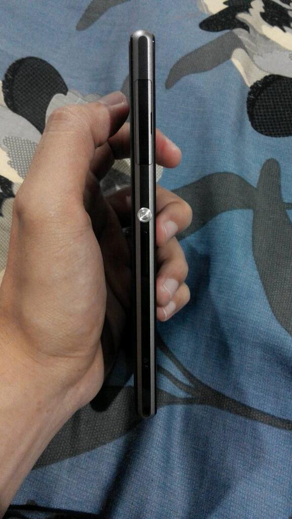 sony xperia Z1 C6903 black batangan
