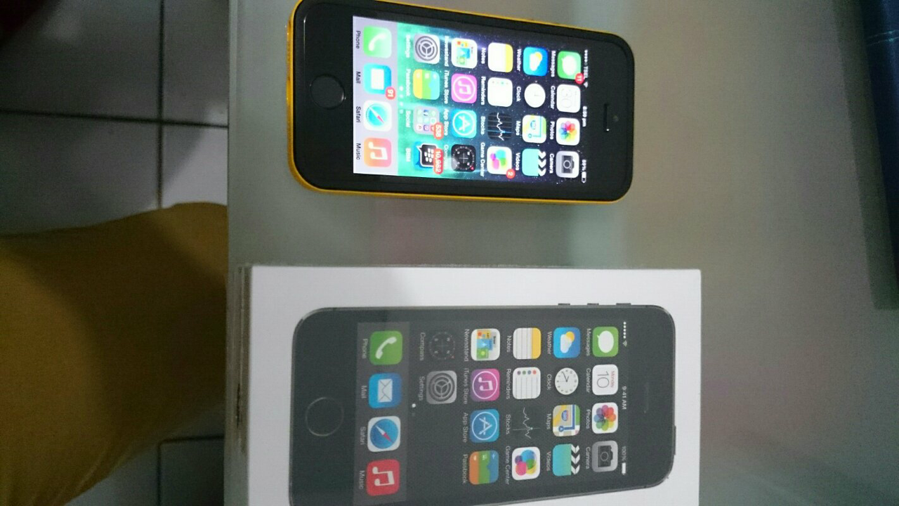 IPhone 5s 32gb warna Space gray