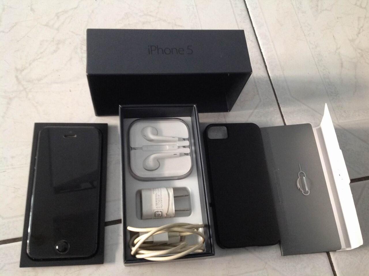 iphone 5 black 64 giga softbank free rsim fullset