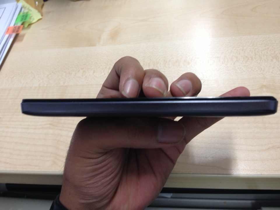 Lenovo S660 Titanium