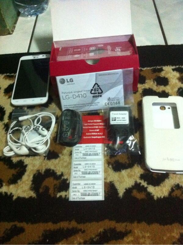 LG L90 dual White colour