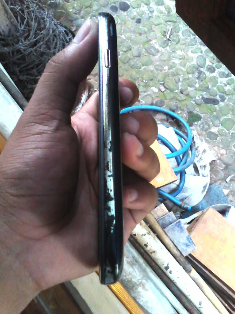 ADVAN VANDROID S5E SECOND