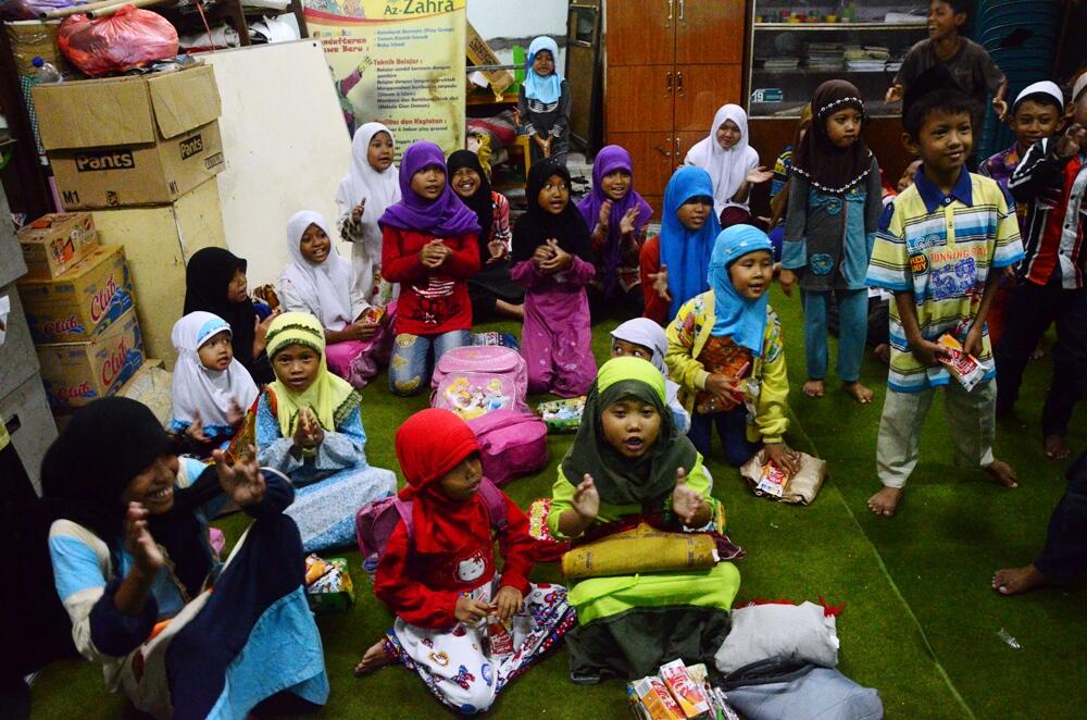 &#91;Field-Report&#93; BukBer dan BakSos Ramadhan Kaskus Regional Surabaya Tahun 1435H