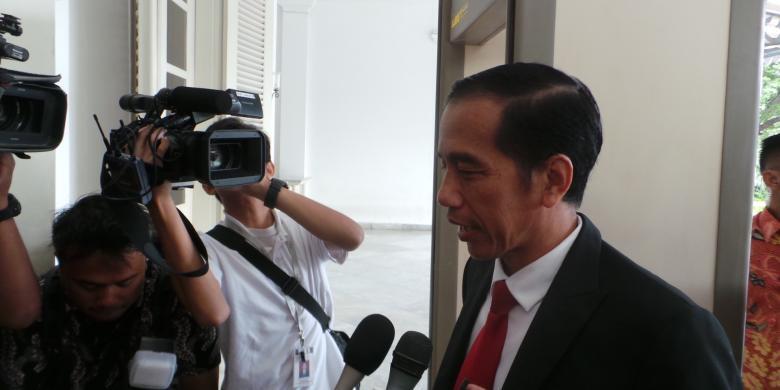Jokowi Tiba di Balaikota Tanpa Disambut Ahok