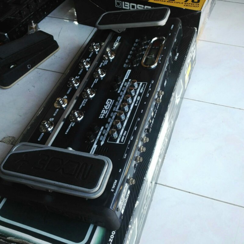 ZOOM G9.2tt good condition