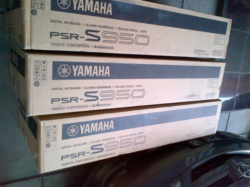 Yamaha psr S950